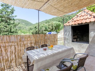 Holiday house Bogomolje Features 24