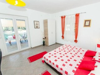 Holiday house Bogomolje Features 23