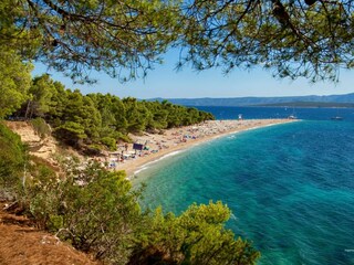 Holiday house Bol Features 30