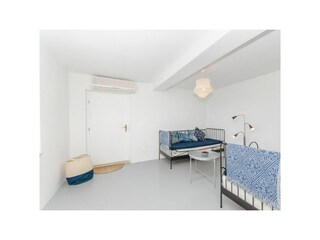 Holiday house Okrug Donji Features 13