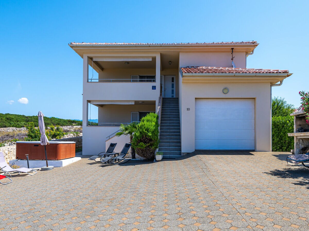 Ferienhaus Kolan Ausstattung 11