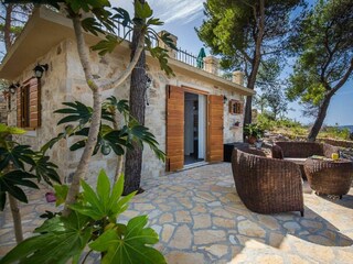 Holiday house Bobovišća Features 47