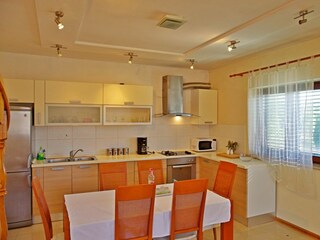 Apartment Sumartin Features 12
