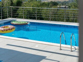 Holiday house Donje Sitno Features 40