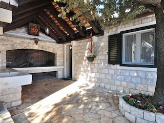 Ferienhaus Povlja Außenaufnahme 4