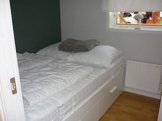 Schlafzimmer Bett 140x200