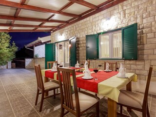 Holiday house Okrug Gornji Features 8