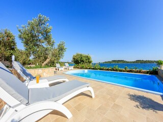 Holiday house Okrug Gornji Features 34