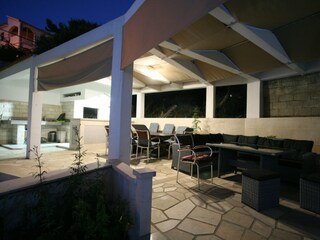 Holiday house Okrug Donji Features 1