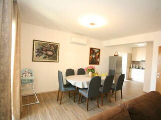 Holiday house Okrug Donji Features 6