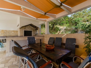 Holiday house Okrug Donji Features 3