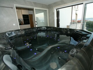 Holiday house Okrug Donji Features 24