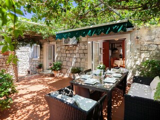 Ferienhaus Sutivan Außenaufnahme 3