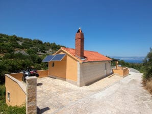 Holiday house House Vicko - Supetar - image1