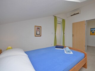 Apartment Srima Features 10