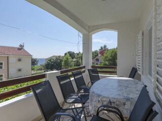 Apartment Ivan Dolac Features 12