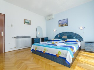 Apartment Okrug Gornji Features 27