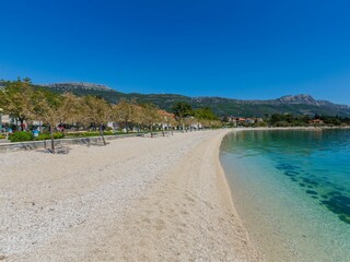 Apartment Kaštel Stari Features 23