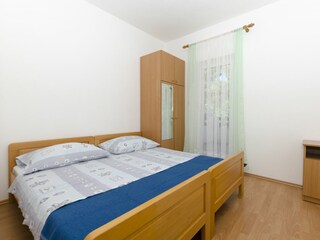 Apartment Ivan Dolac Features 12