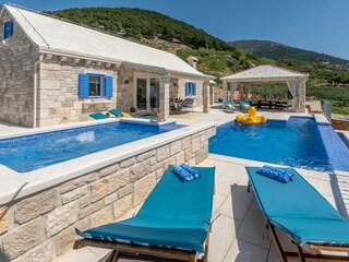 Holiday house Bol Features 6