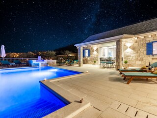 Holiday house Bol Outdoor Recording 1