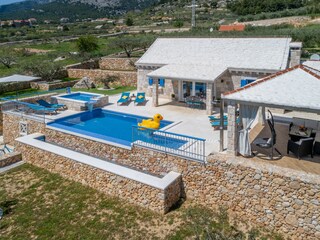 Holiday house Bol Features 25