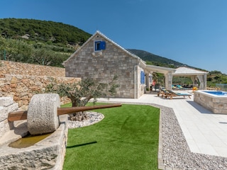 Ferienhaus Bol Außenaufnahme 2