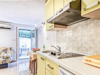 Apartment Povlja Features 13