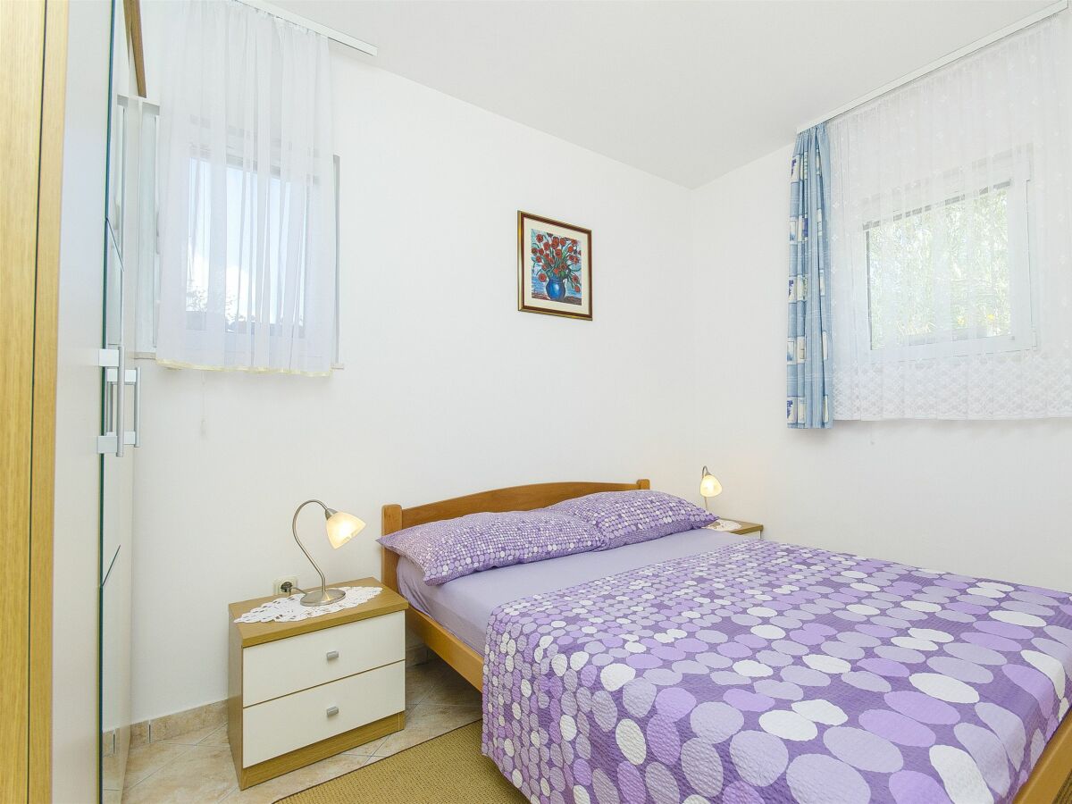 Apartment Arbanija Features 1