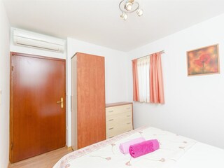 Apartment Arbanija Ausstattung 15