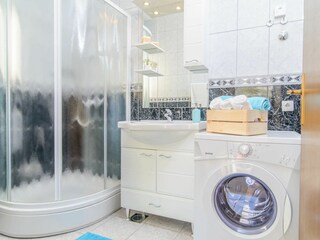 Apartment Okrug Gornji Features 12