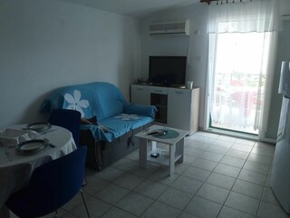 Apartment Kaprije Features 10