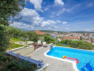 Apartment Okrug Gornji Features 12