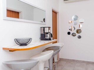 Apartment Okrug Gornji Features 13