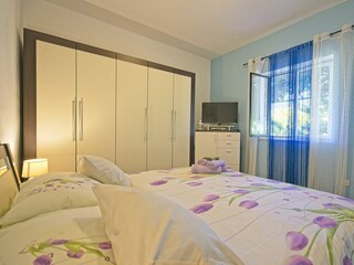 Apartment Postira Features 19