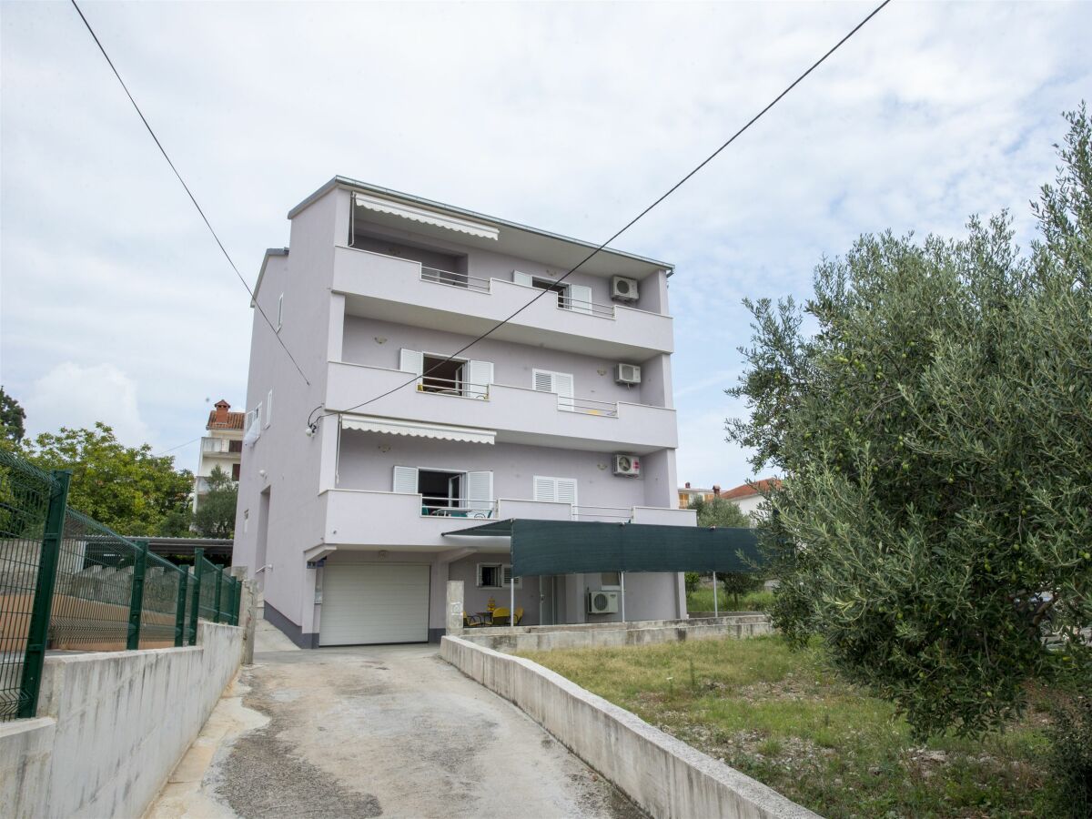 Apartment Okrug Gornji Outdoor Recording 1