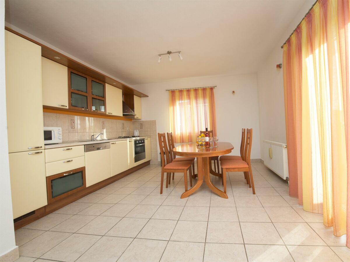 Apartment Okrug Gornji Ausstattung 12