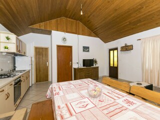 Ferienhaus Postira Ausstattung 11