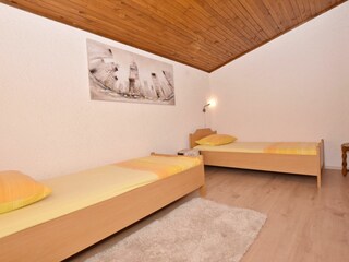 Apartment Duće Features 12