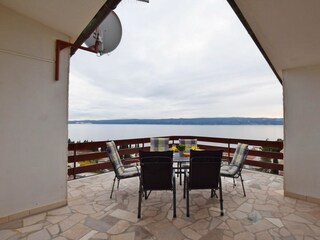 Apartment Duće Features 25