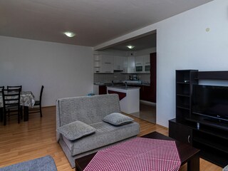 Apartment Mastrinka Features 7