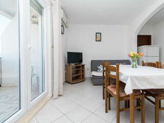 Apartment Mastrinka Features 14