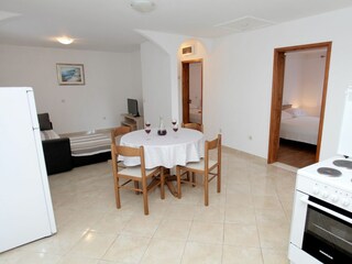 Apartment Mastrinka Features 13