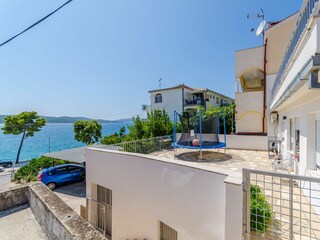 Apartment Okrug Gornji Features 12