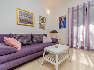 Apartment Okrug Donji Features 4