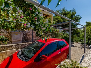 Apartment Okrug Donji Features 15