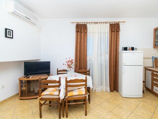 Apartment Brodarica Ausstattung 14