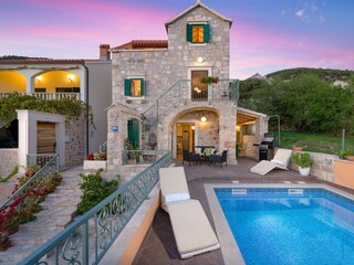 Holiday house Bol Features 2
