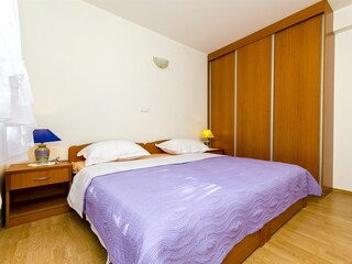 Apartment Arbanija Ausstattung 1
