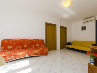 Apartment Arbanija Ausstattung 2